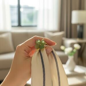 Gold tone--  Green Heart Clover Scarf Ring – New, 1" Diameter